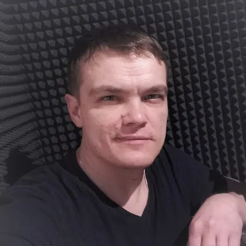 Бут Евгений
