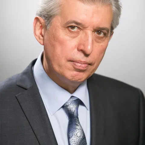 Андрей Леонидов