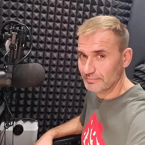 Новокрещенов Андрей